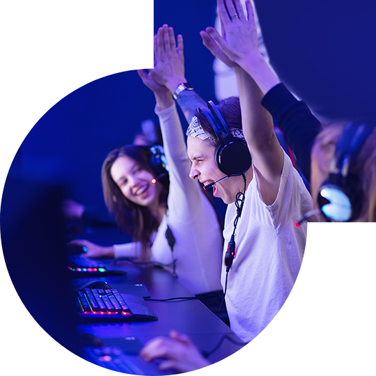 今年会独家双向驱动技术<br>让电竞玩家尽情享受极致高速快感